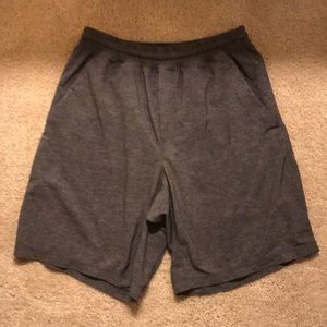 Men’s Lulu Lemon Pace Breaker Short Linerless